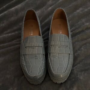 Blue Crocodile Pattern Loafers
